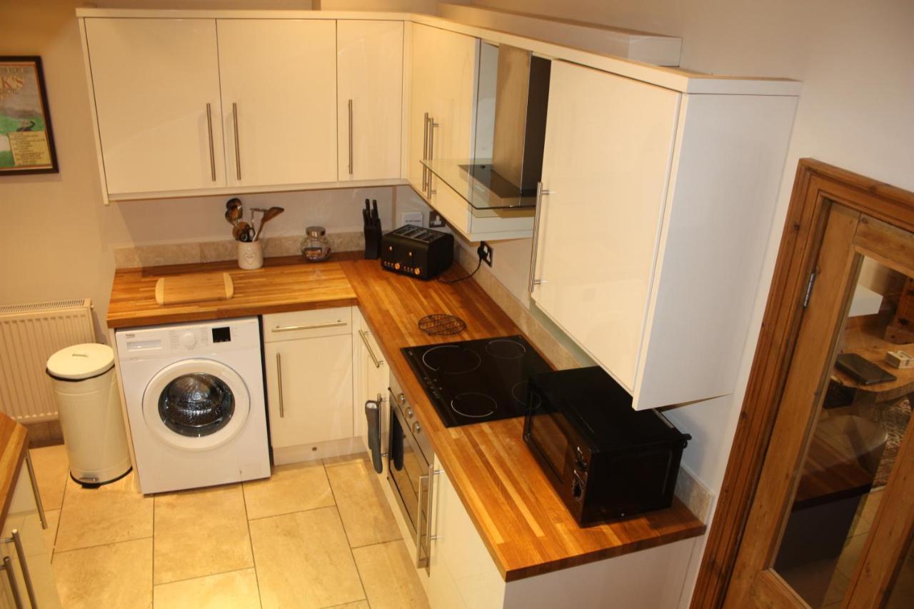 Woodland * Cowling